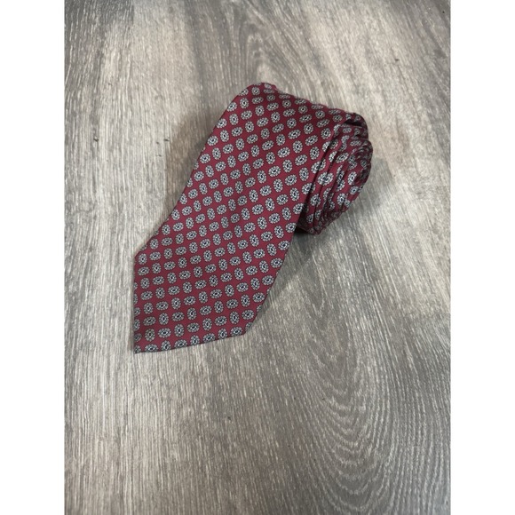 Vintage Christian Dior Monsieur Neck Tie Red Geometric pattern 100% Silk Necktie - Picture 1 of 6